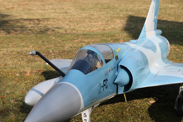 M2000_1.jpg