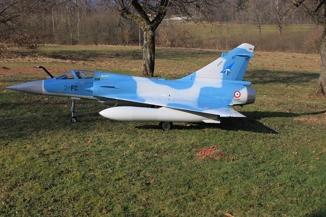M2000_2.jpg