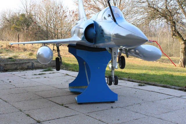 M2000_7.jpg