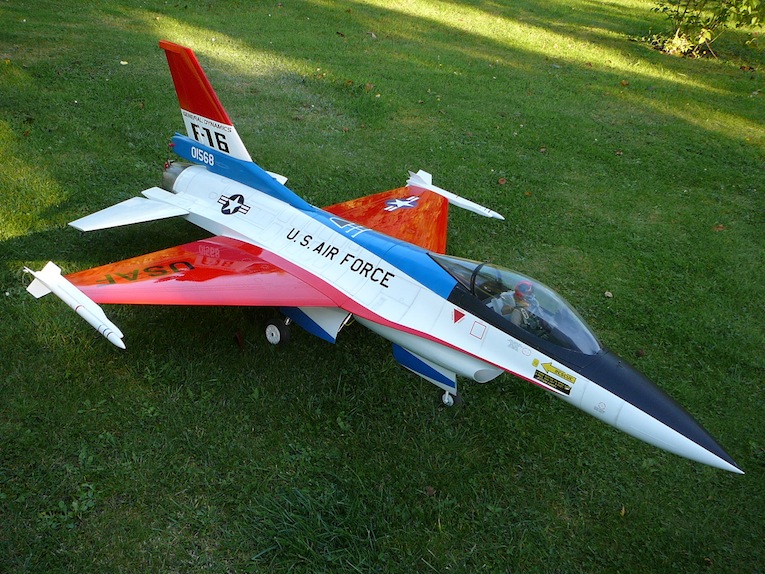 F 16 .JPG