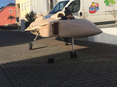 saab.jpg