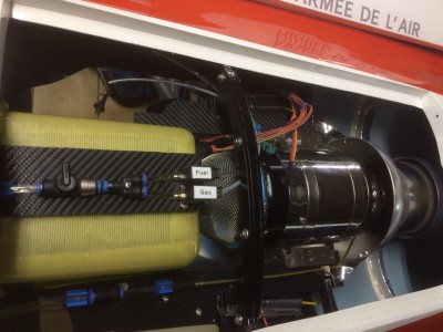 image.jpg (561.76 Kio) Consulté 2190 fois Circuit fumigène et installation réservoir