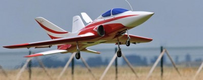 super-scorpion-suisse-a-l-atterrissage--aerofrein-sorti.jpg