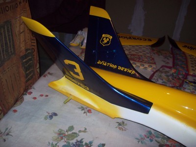 Ma version perso &quot;US NAVY&quot; en cours avec jaune dominant