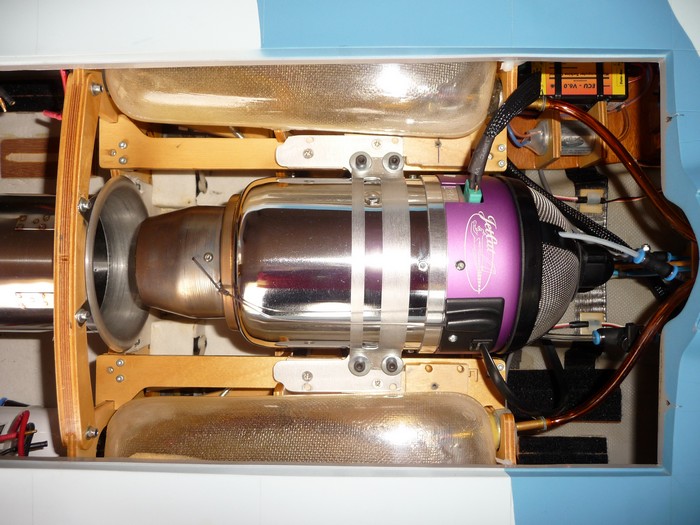 P1040325R.jpg